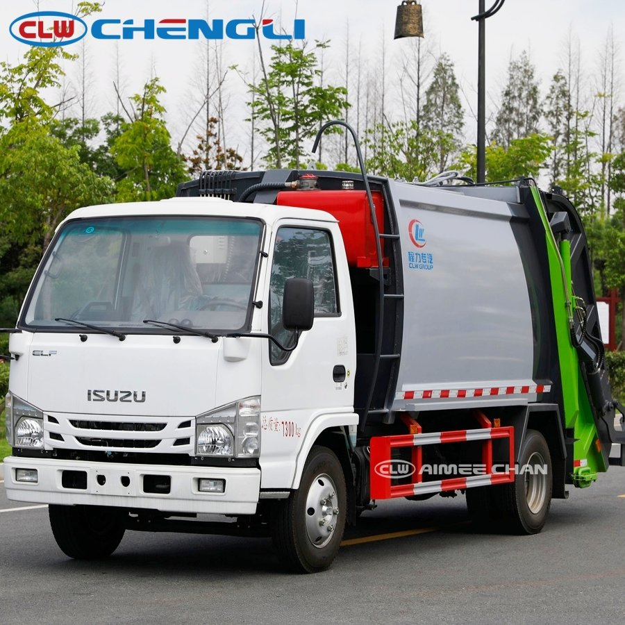 Isuzu 6 m³ Sealed Garbage Compactor Truck