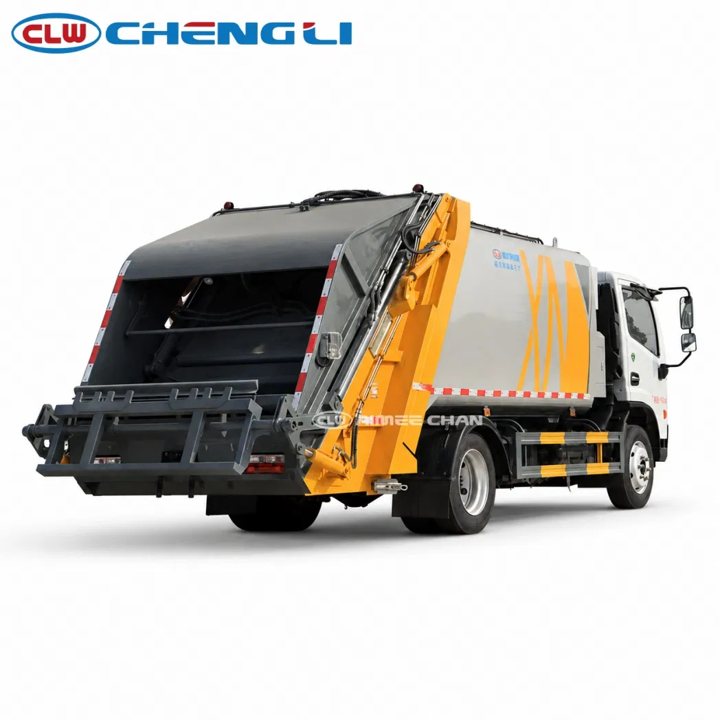 Dongfeng 9 m³ rear-loader compactor, rear three-quarter view
