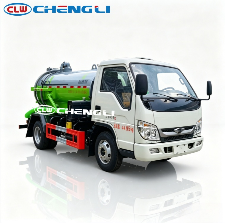 Foton 2.2 m³ Mini Vacuum Sewage Suction Truck